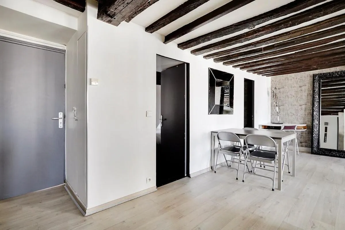 Apartamento Paris Marais Beaubourg Area