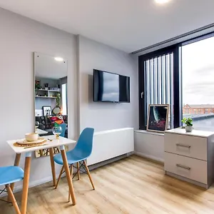 Yugo Explore - Kavanagh Court Dublino
